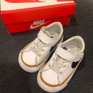 Toddler Nike Court Legacy